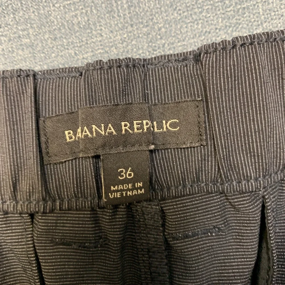 Banana Republic Chino Shorts Mens 36 Black Flat Front Slash Pockets Streetwear